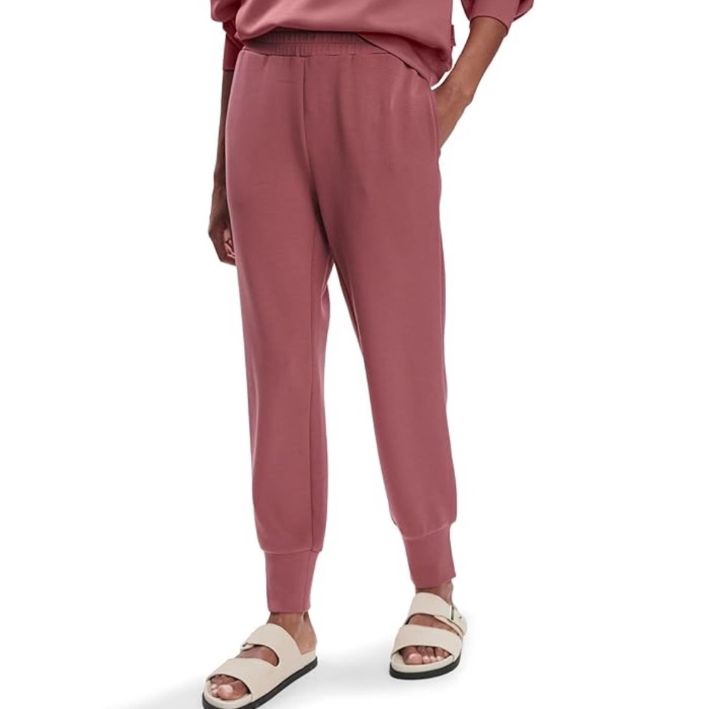 Varley The Slim Cuff Pant 25” in Pink, Size Small